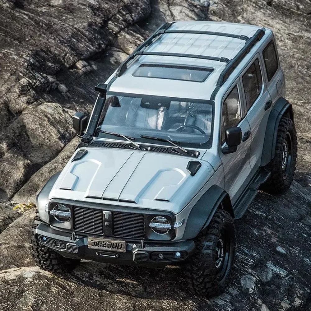 TRACTION HOBBY Competitive Edition TANK300 4WD RC Road Crawler 1/8 Electric Remote Control Model Car Adult Children's Toys