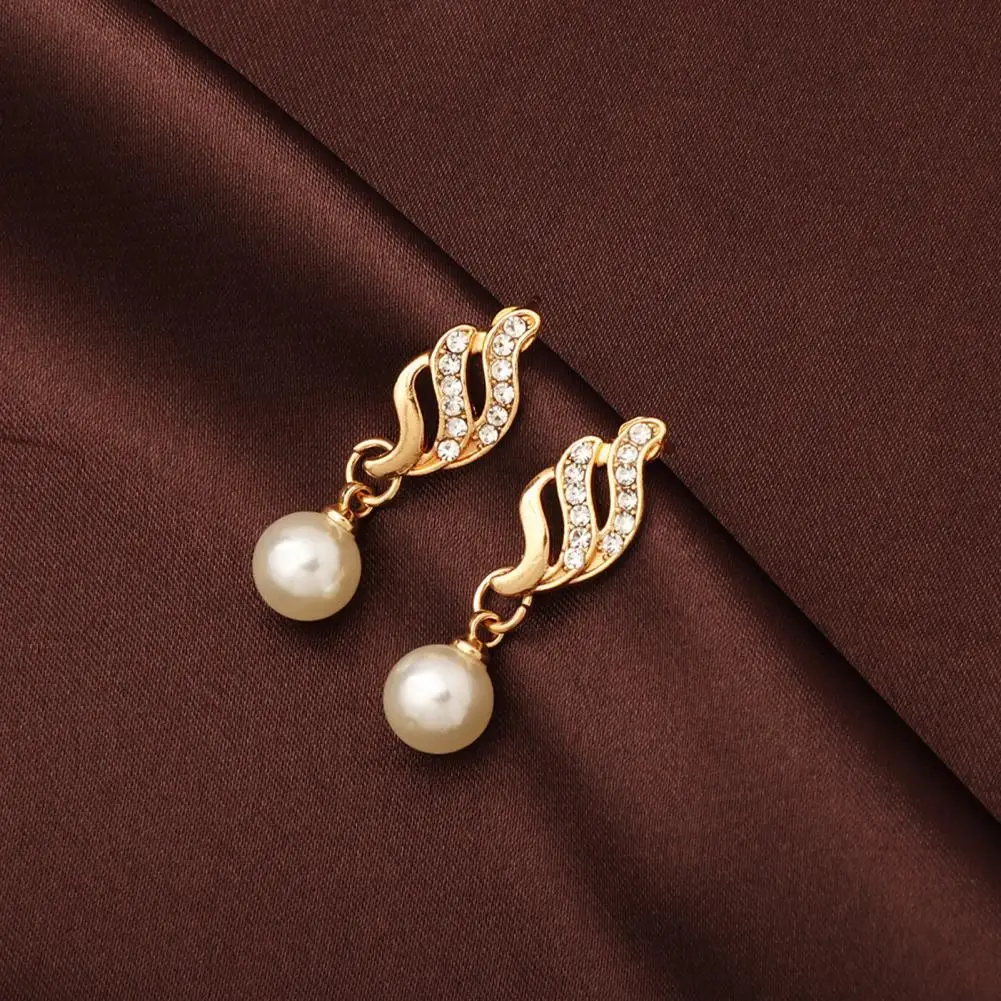 conjunto-de-joias-femininas-com-colar-e-brincos-de-perolas-artificiais-2-pecas-colar-de-perolas-e-strass-brincos-pendentes-acessorios-de-casamento-elegante