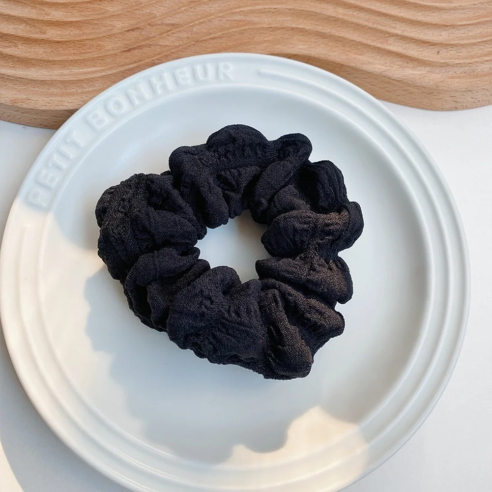 

Резинки для волос ручной работы с гладкой тканевой поверхностью для укладки пучков и хвостиков в классических однотонных цветах, 1 шт.