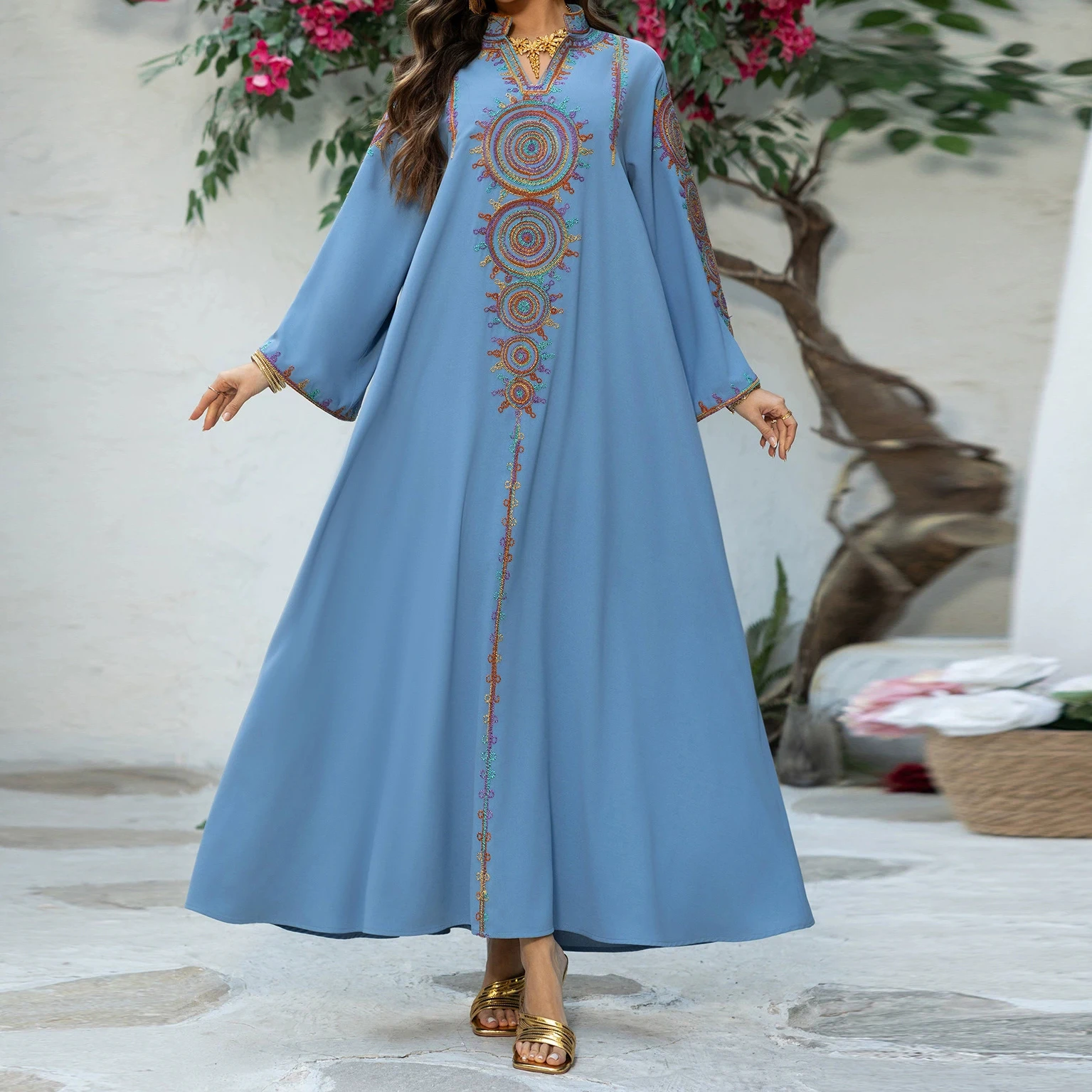 

2025 Muslim fashion women's clothing embroidery rope embroidery Middle East foreign trade robe Arabic dress-GZXX547