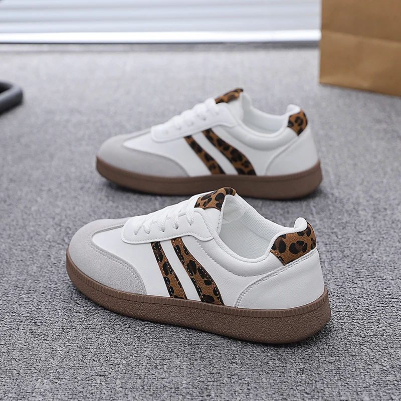 

Women's Fashion Wine Red Flat Sneakers 2026 Spring White Striped Thick Sole Casual Shoes Woman Light Streetwear Vulcanize Shoes