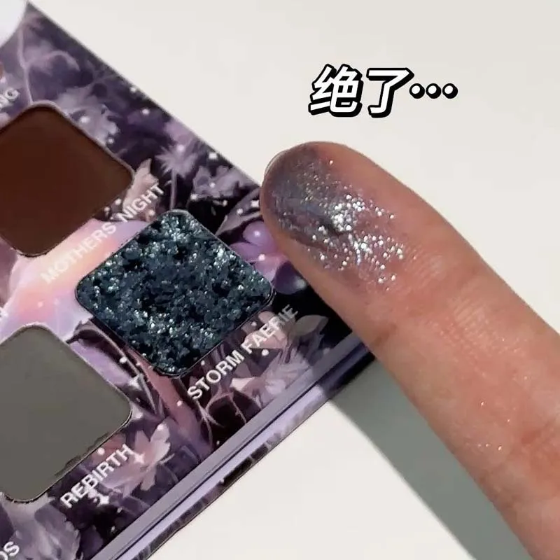 Paleta Cieni do Powiek HERO RANGE Purple 21 Cold Moon Earth Color, Codzienny Brokat, Efekt Flash, Szary Smoke, Wodoodporny