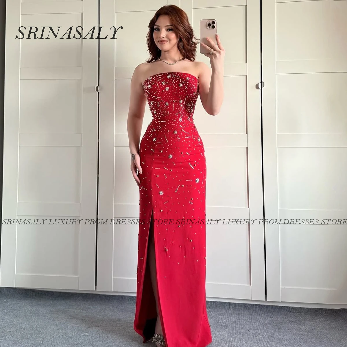 Maßgeschneiderte Glitzer-Diamanten, lange Meerjungfrau-Abschlussballkleider für schwarze Mädchen, Kristallperlen, trägerloses, ärmelloses Abendkleid, Robe