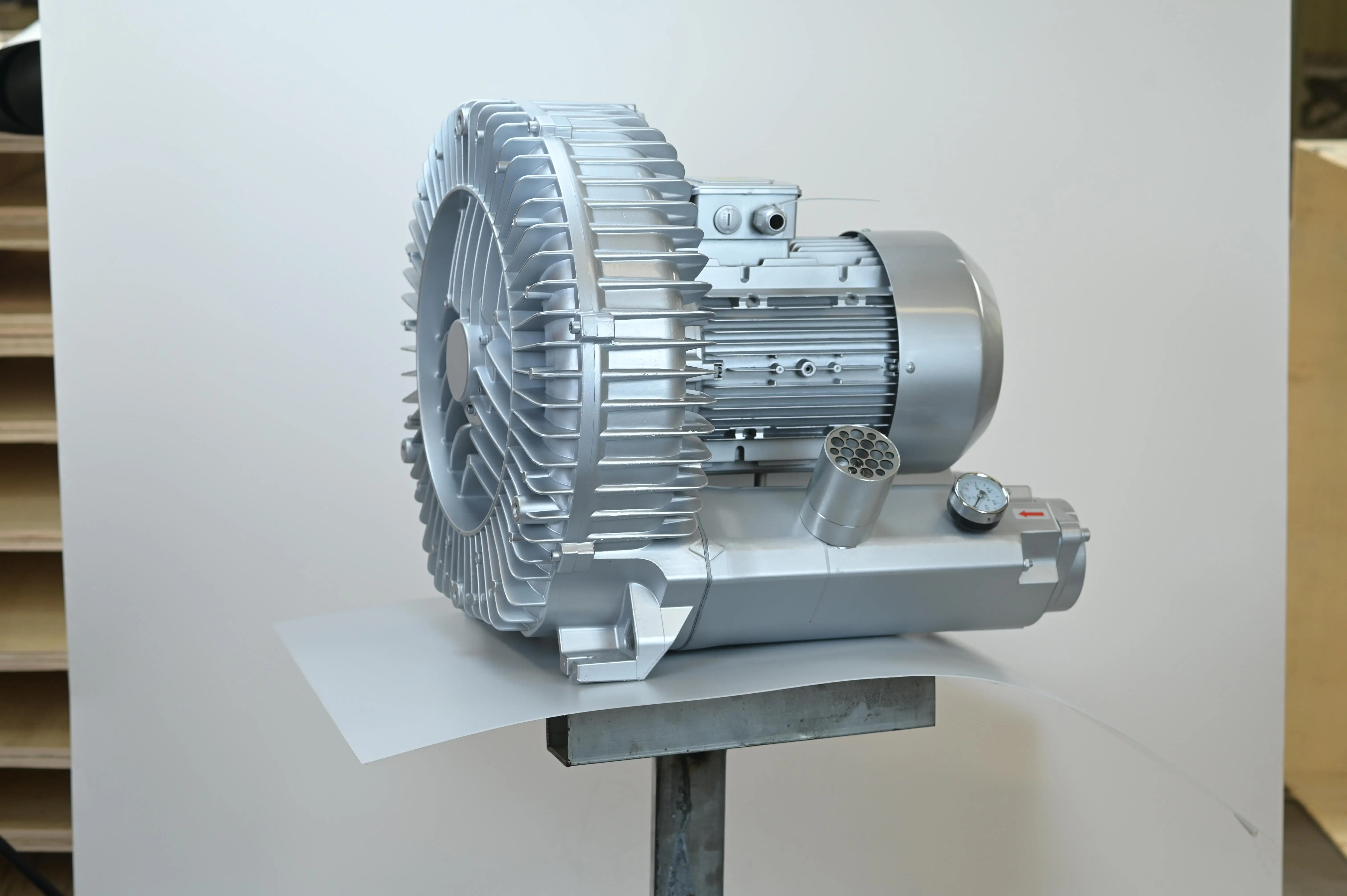 High Pressure 11KW 3 Phase Single Stage Side Channel Blower Air Ring Vacuum Pump For Industrial Suction Conveying