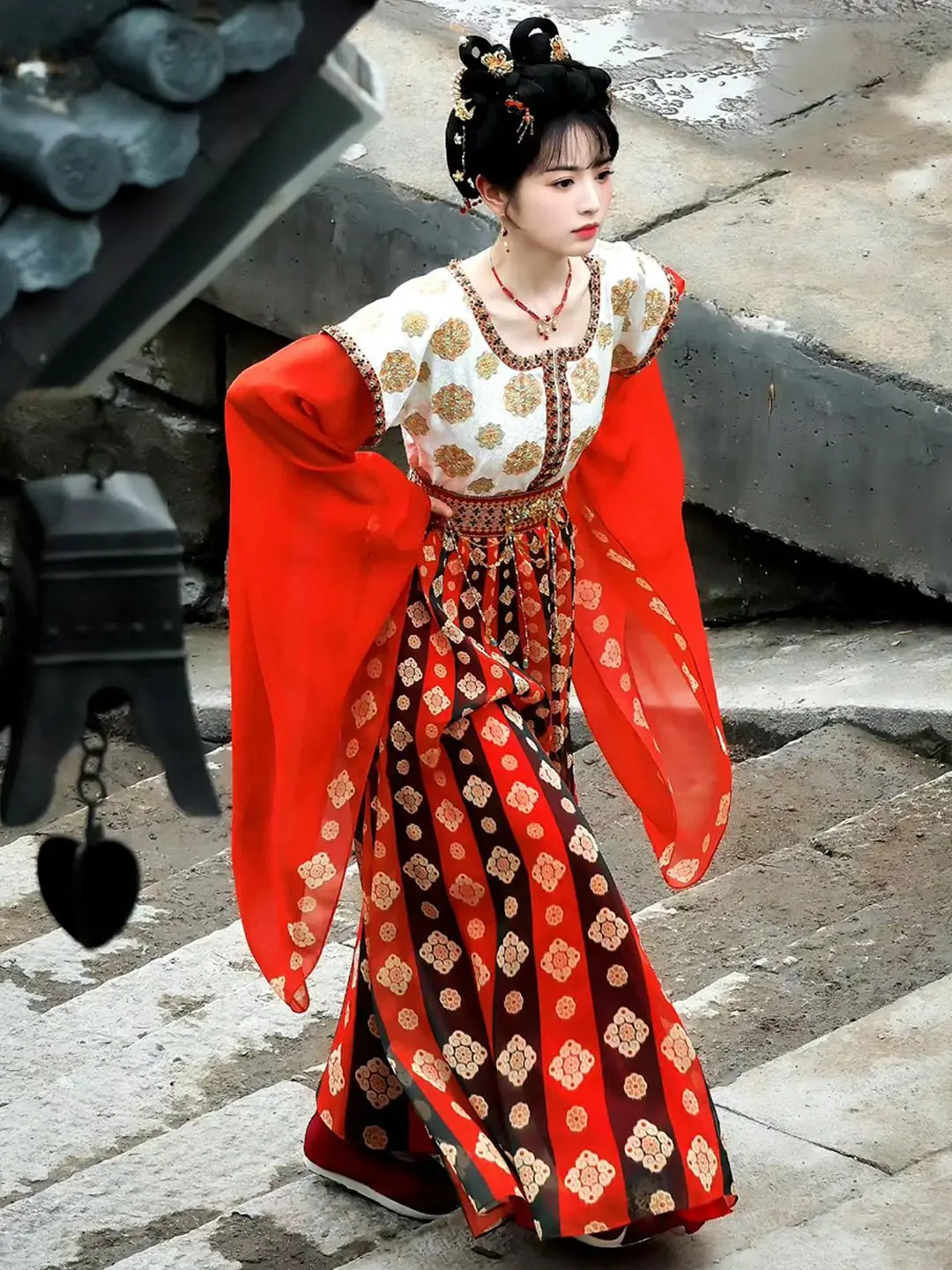 Chinesse Tang  Waist-length Round Neck Colorful hanfu Eight Broken Dress Tang Daily Spring  Summer Improvement Women Hanfu Set