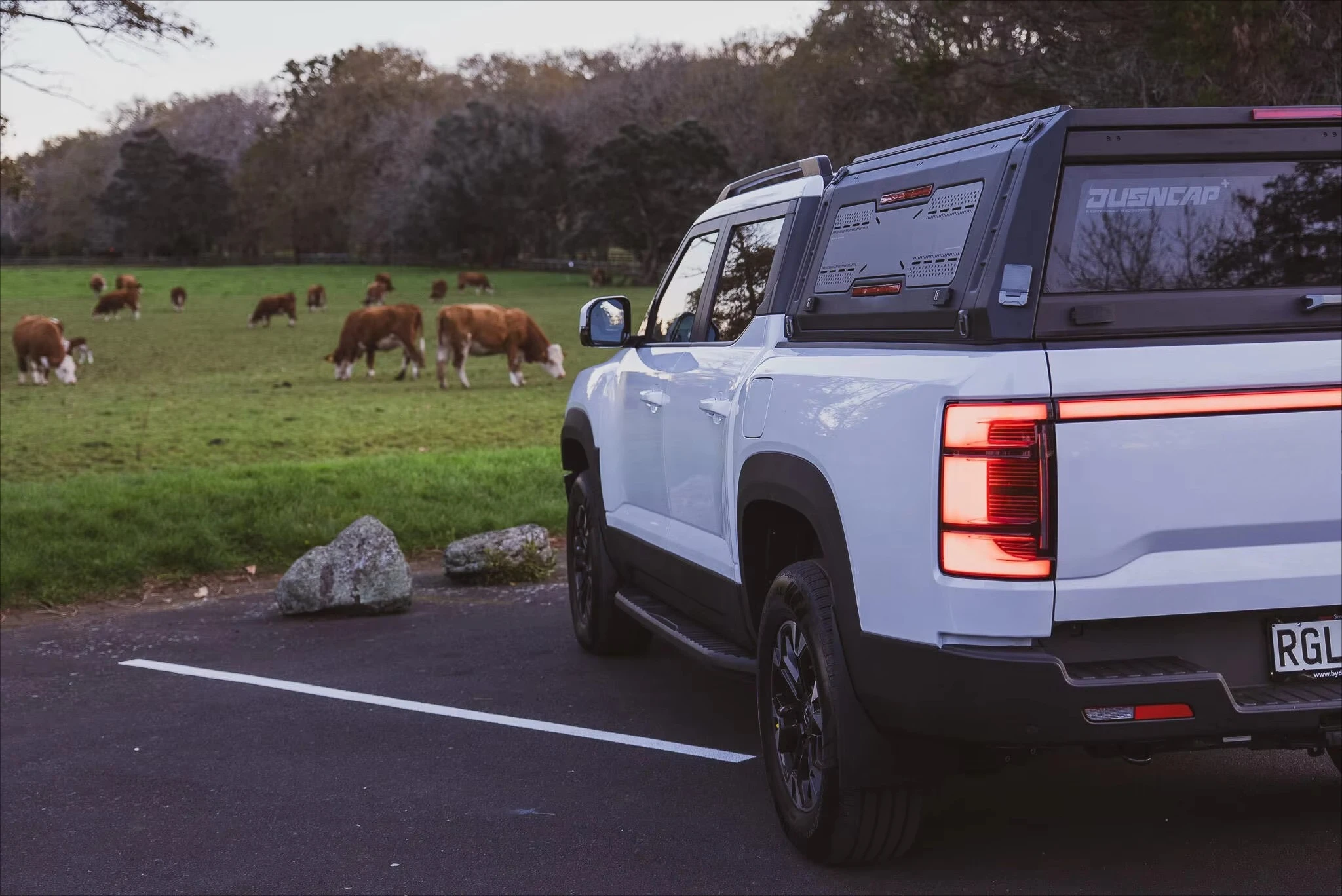 For Silverado 1500 5ft Truck Canopy Tooper Waterproof Anti Theft Hardtop Canopy for  F150 for Tacoma for Hilux Ranger UTE