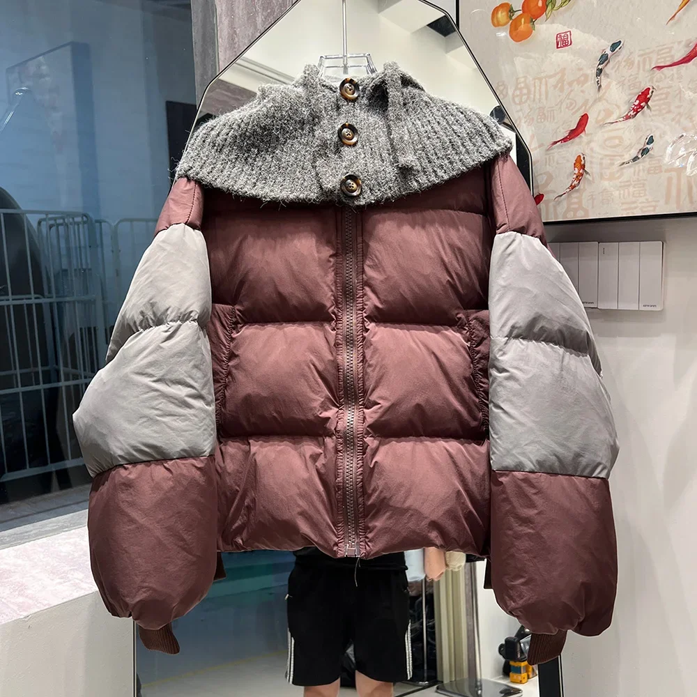 

2026 White Duck Down Coat Color Blocking Thick Small Puffer Jacket Winter New Down Jacket Women's Round Neck Detachable Hat