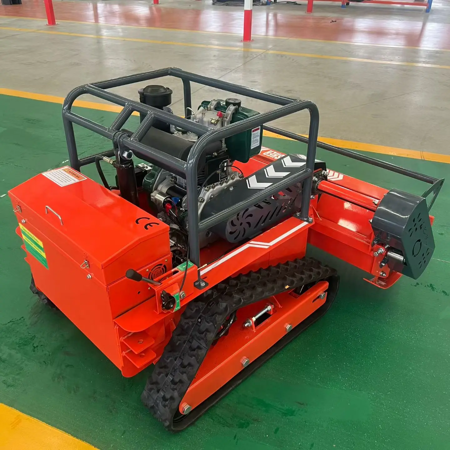 Automatic RC Tracked Grass Shredder Straw Returning Machine Heavy Duty Lawn Mower for Farm Mountain Slope Vegetation Crushing