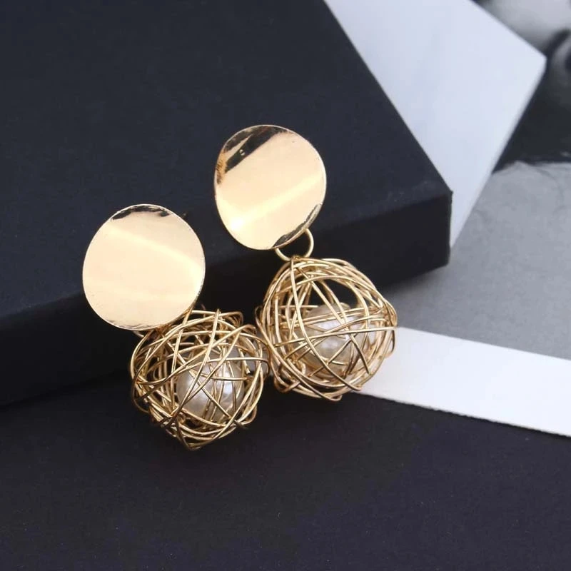 Vintage Twist Metal Ball Dangle Earrings for Women Round Drop Earrings Party Punk Geometric Imitation Pearl Statement Jewelry