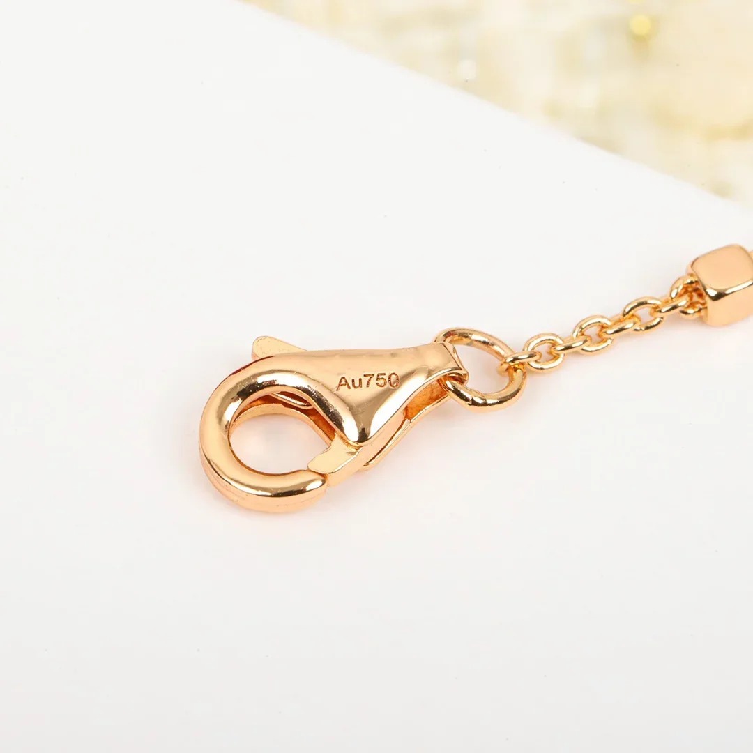 Famous European Designer Pendant Rivet Rose Gold Necklace Boutique Luxury Jewelry Women Top Quality Brand Bijoux Trend