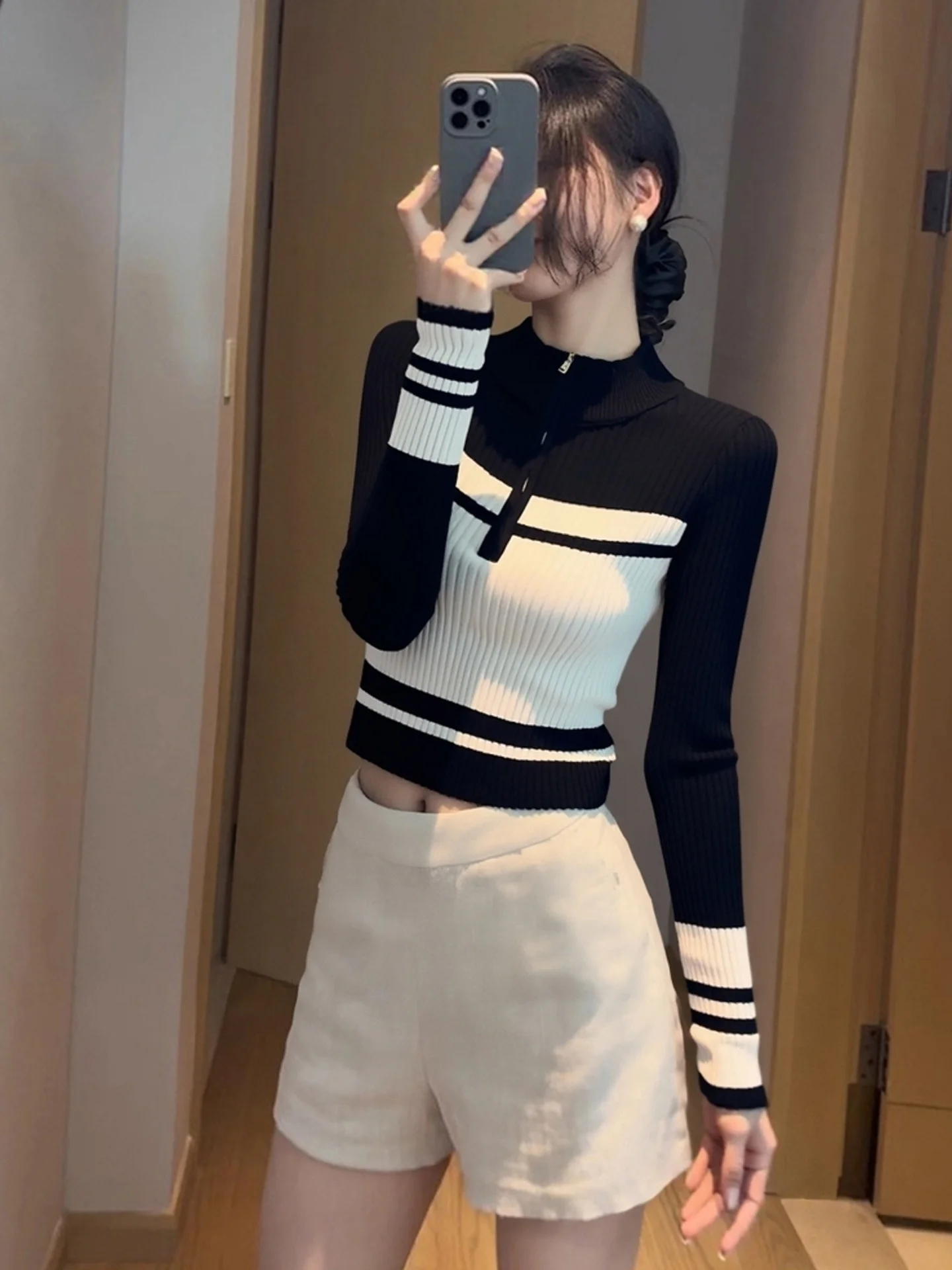 シックなニット長袖セーター快適なベースレイヤーシャツ韓国スタイル通勤ファッショナブルなトップ冬シーズン婦人服