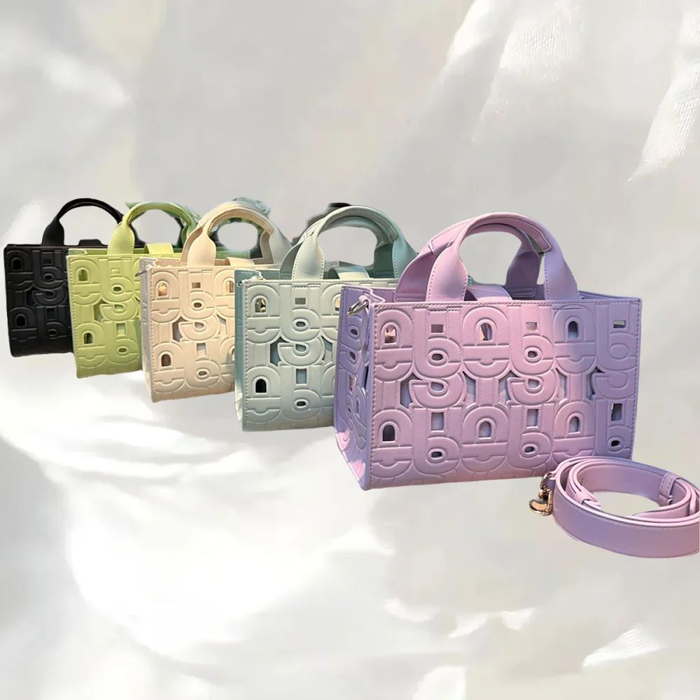 

Street Style Essential: The Spanish Bear 2025 Tote - Roomy, Trendy & Always in Vogue!