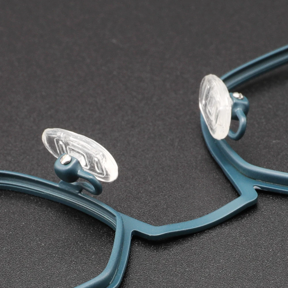 إطارات بصرية من التيتانيوم النقي نظارات قراءة للرجال تصميم العلامة التجارية الفاخرة للنساء نظارات طبية مخصصة #6