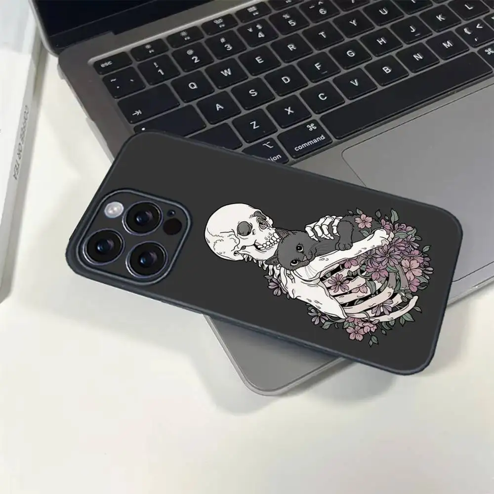 Чехол для телефона со скелетом и котом на Хэллоуин для iPhone 16, 15, 14, 13, 12, 17 PRO MAX PLUS, мини-ТПУ, мягкий, приятный для кожи чехол