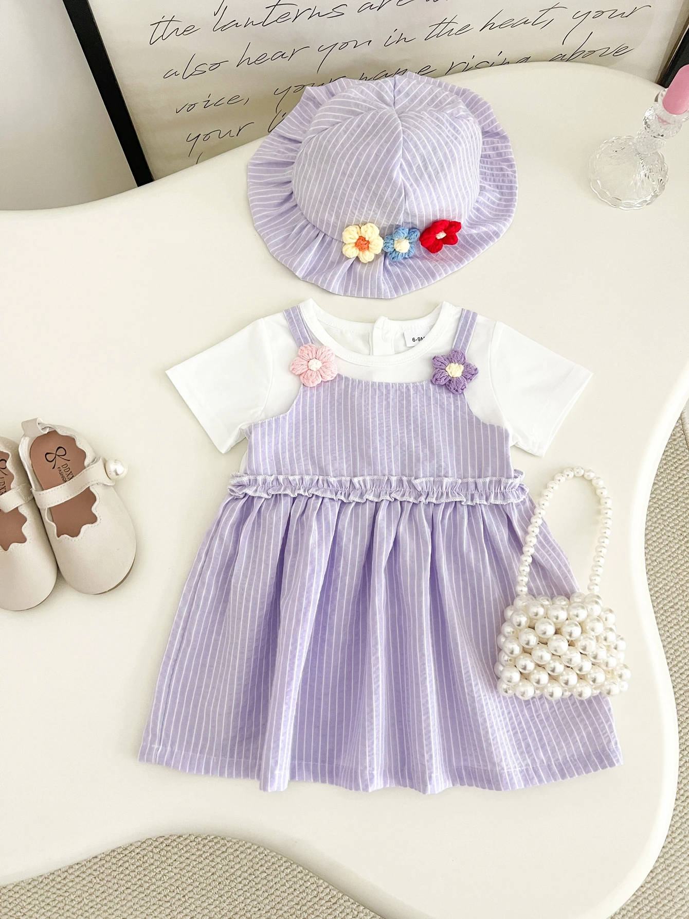 Baby Girl's Fresh Purple Striped Short-Sleeved Dress Set, with a Faux Two-Piece Patchwork Design Paired with a Matching Floral Sun Hat, in a Gentle and Sweet Style, Suitable for Young Children's Daily Outings and Photo Shoots