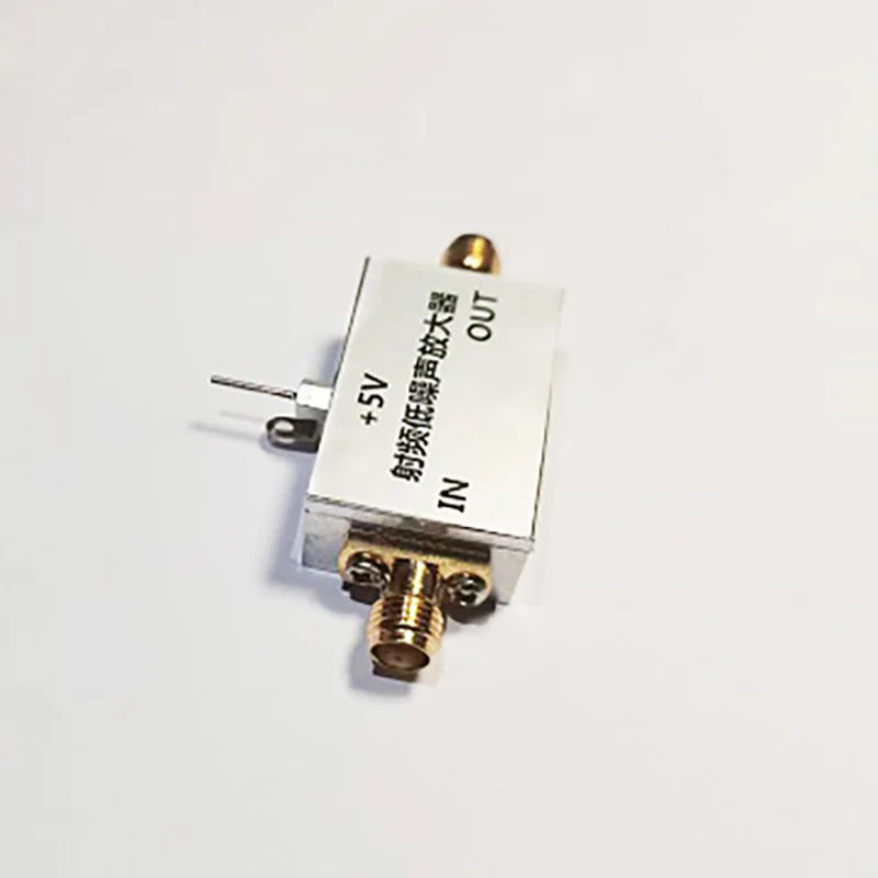 2-18G broadband low noise amplifier broadband receiving amplifier RF broadband receiving amplifier high gain