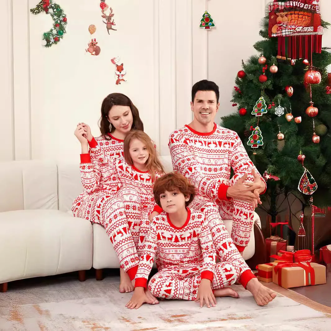 

Christmas Parent-Child wear Autumn/Winter Home clothing, red and white full-print cartoon round-neck family holiday set