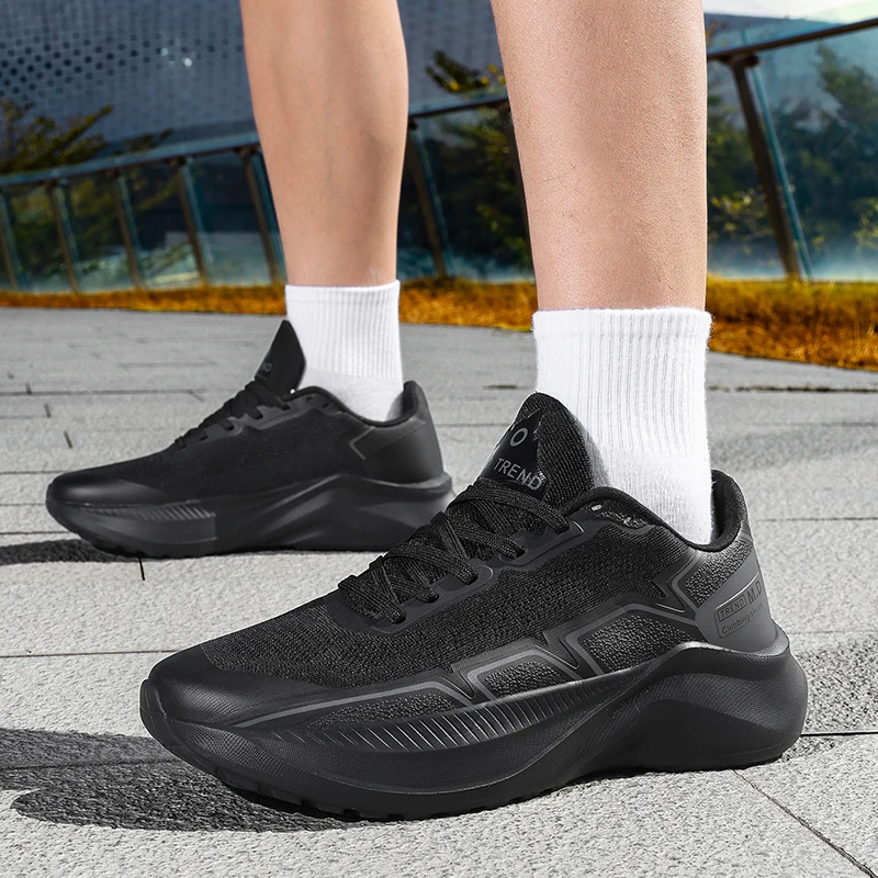 New men's running shoes fashion breathable sports shoes outdoor shock absorption men's casual shoes comfortable walking shoes 45