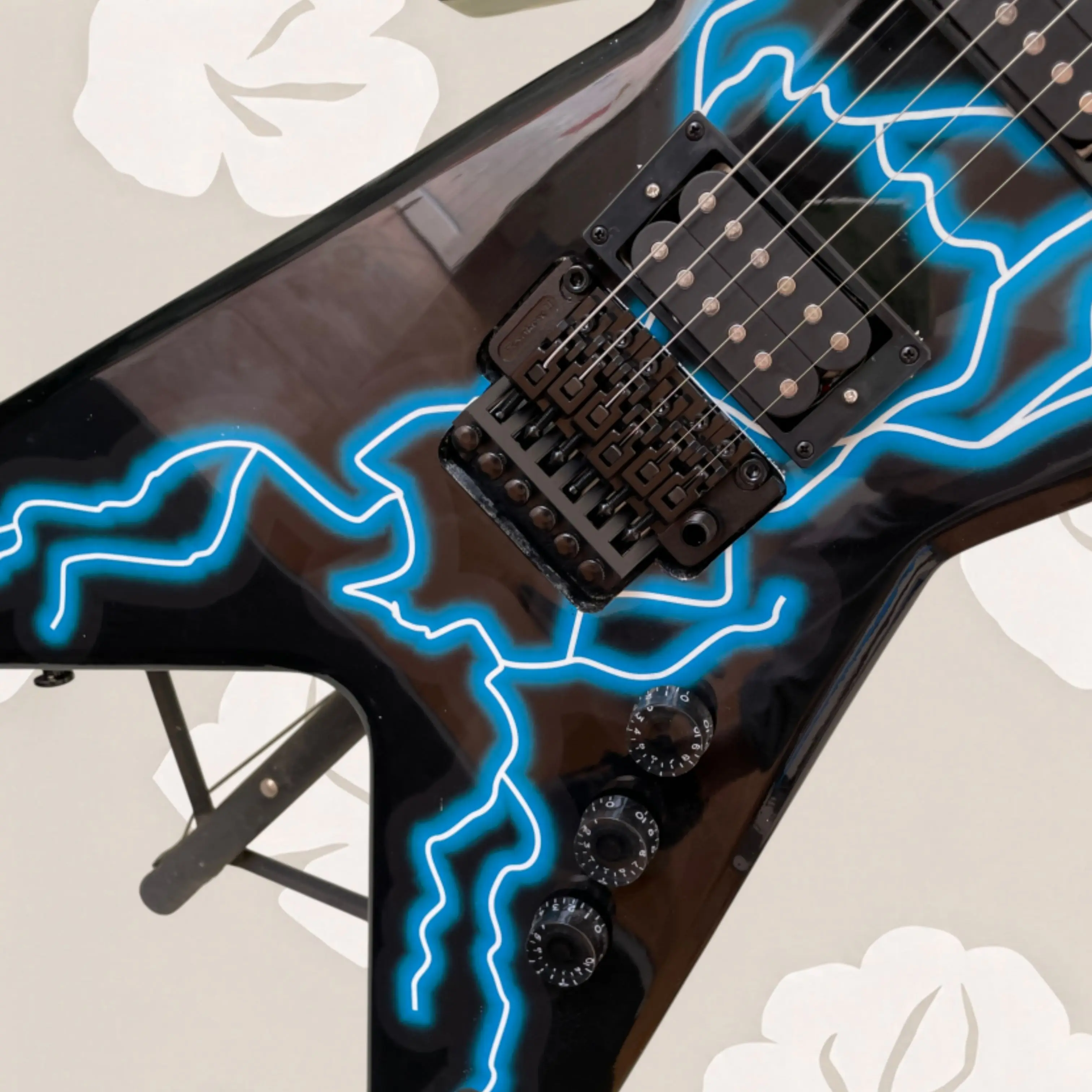 Gloss Black 6-String Electric Guitar Blue Lightning Graphic, Sharp Body Guitars, Heavy Metal Stage Play & Collection Guitarra