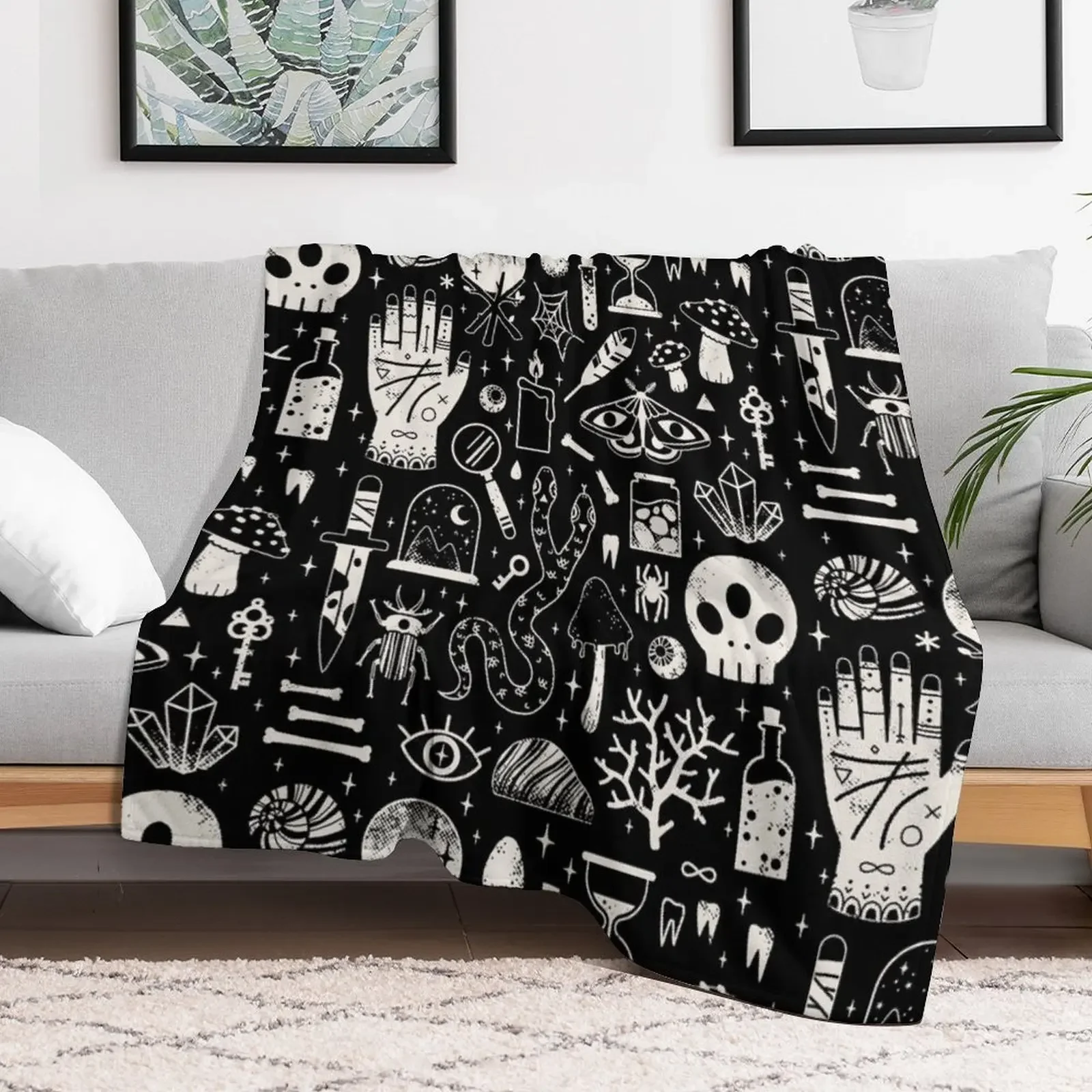 Curiosities: Bone Black Throw Blanket Tourist Sofas blankets and throws Blankets