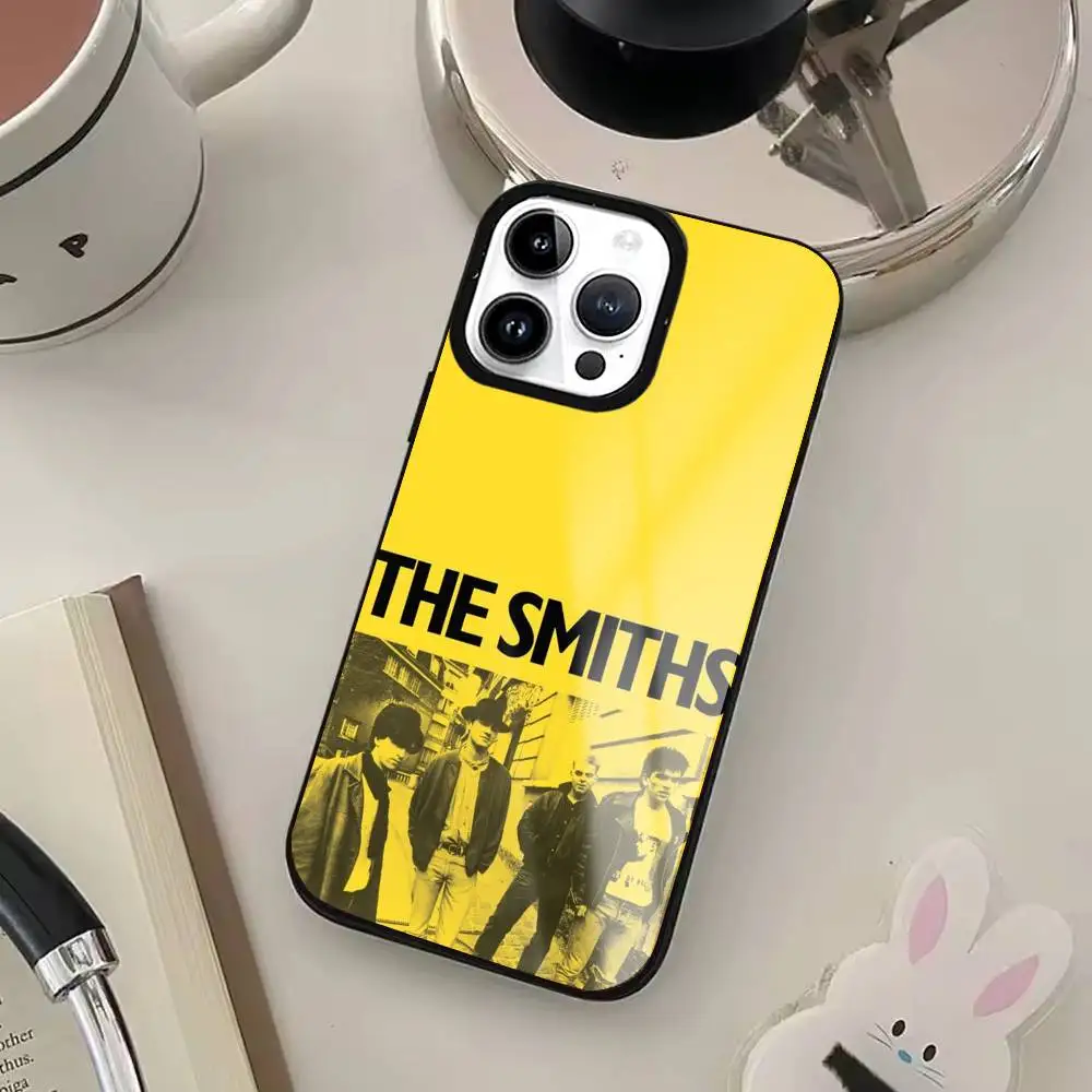 حافظة هاتف Quintessential The S-Smiths Band لهاتف iPhone17,16,15,14,13,12,11 Plus، Pro Max للشحن اللاسلكي Magsafe #6