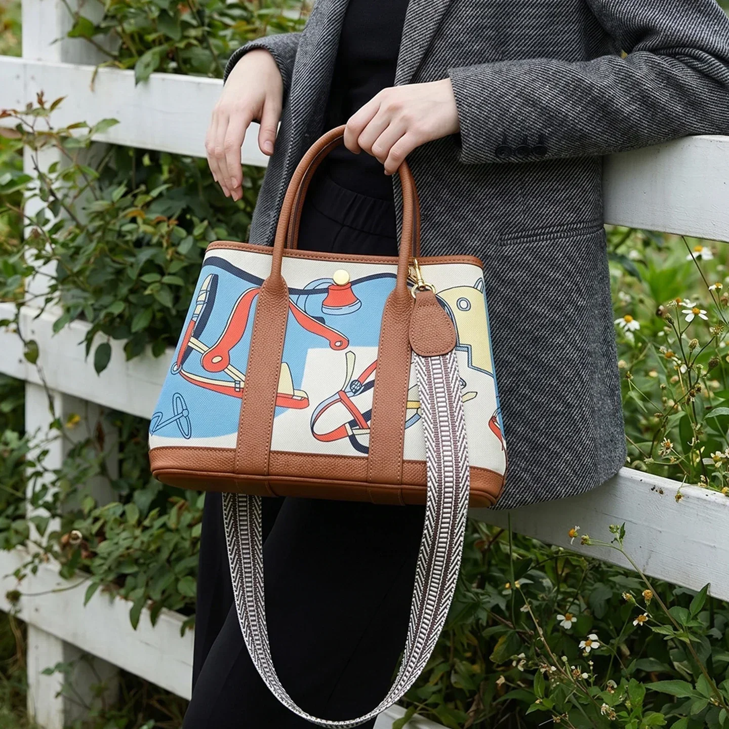 Ladies Lightweight Print Canvas Garden Tote Bag Fashionable Multifunctional Outdoor Crossbody Handbag Convenient Daily Women Bag