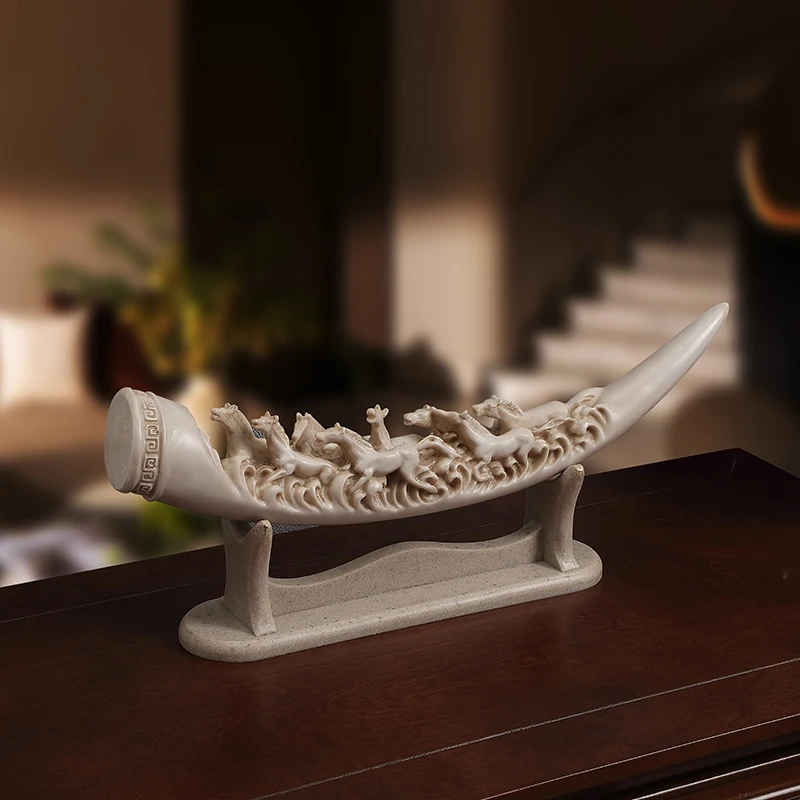 Resin Figurine of Eight Galloping Horses, Ivory-Style Desktop Crafts, Opening and Housewarming Decorations, Living Room Decorations, Office Decorations, Desktop Decorations