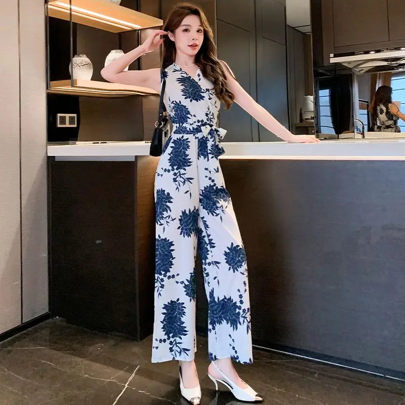 

Новый комбинезон женский весна-лето 2026 с принтом, V-образным вырезом, завышенной талией, приталенный, с поясом, в корейском стиле, с широкими штанинами, элегантный, с завязками на талии