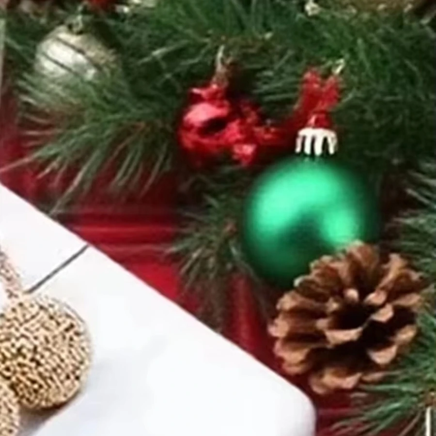 

40Pcs Cheap Artificial Fruits Foam Stamen Cherry Gold Silver Flowers Christmas High Quality Decor Wedding Home Room Party Supply