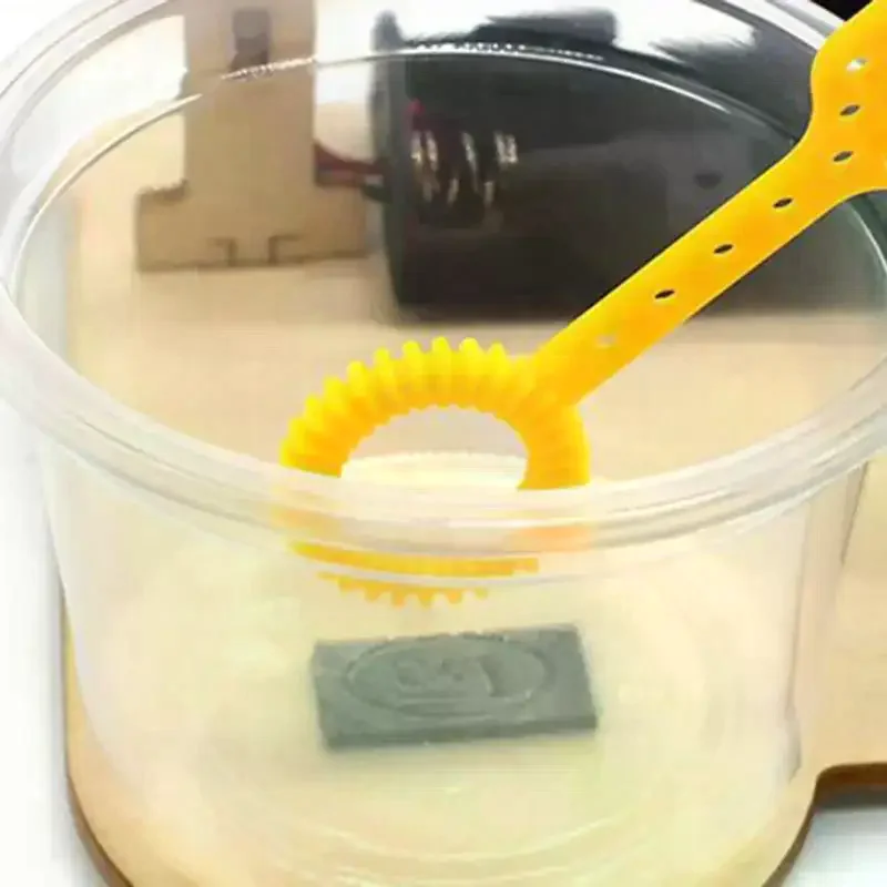 1 مجموعة ألعاب التعلم المبكر التكنولوجيا خشبية DIY اليد مكرنك آلة فقاعة لعبة للأطفال العلوم تجربة وسائل تعليمية #5