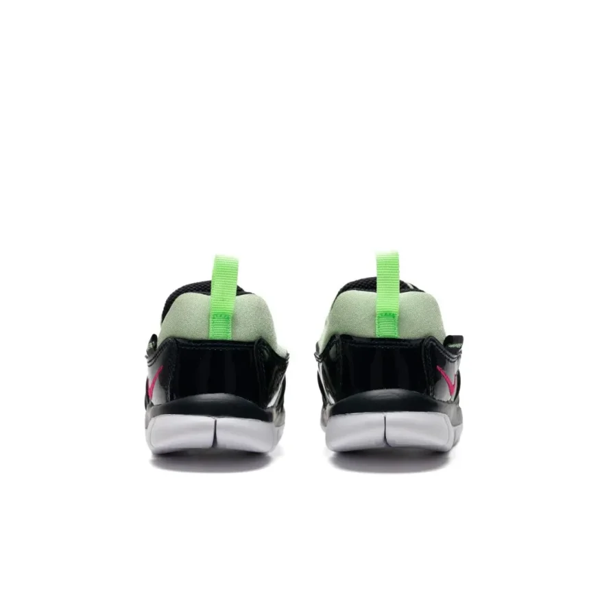 حذاء كاجوال Nike Black and Green Dynamo Free للأطفال الصغار عصري مريح وممتص للصدمات