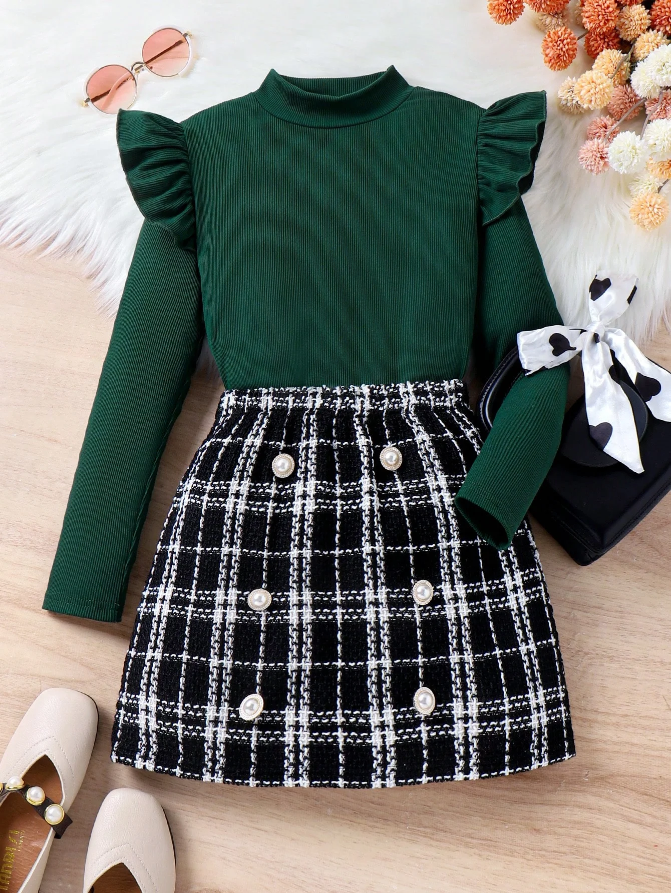Girls Spring Autumn Casual Dark Green Top + Black White Plaid Skirt Loose Comfortable for Outings Vacations