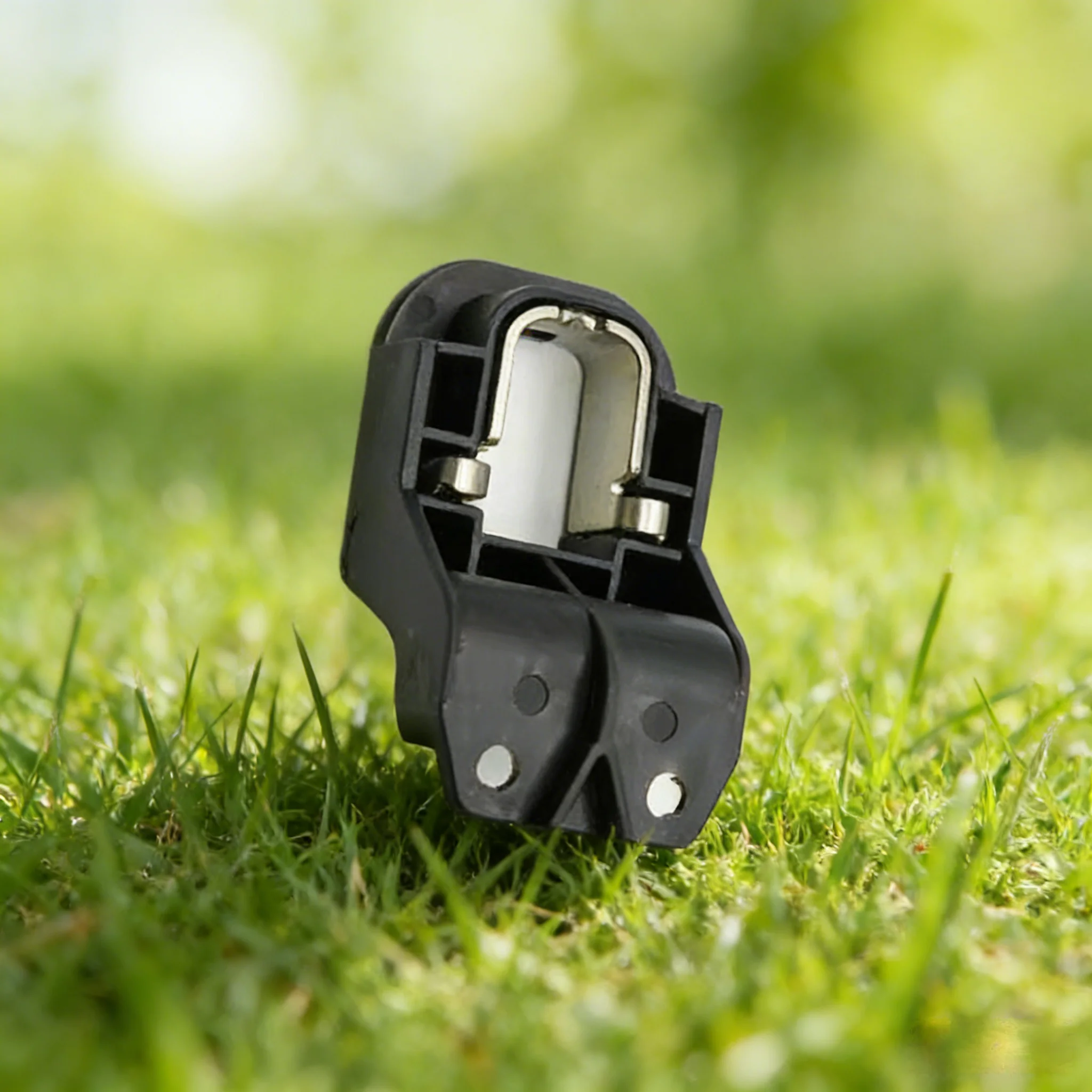 

63127195535 Комплект для ремонта фар BMW X5 E70 2008-2013: пластиковые крепежные уголки, черные фиксаторы для фар