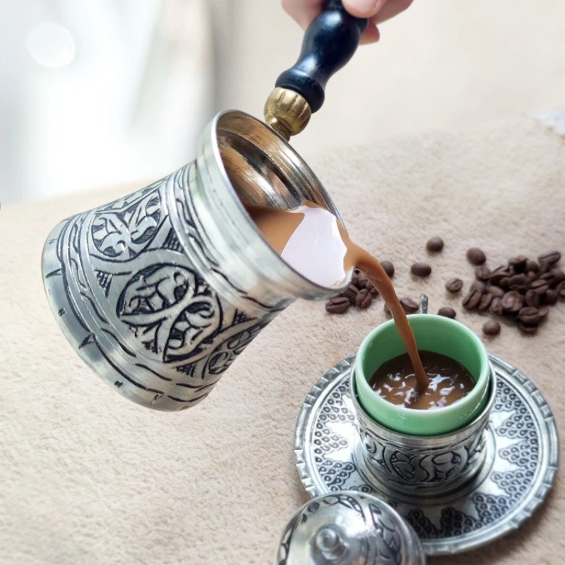 Coffee pot, all hand-carved shell wooden handle, court European hand-punched retro
