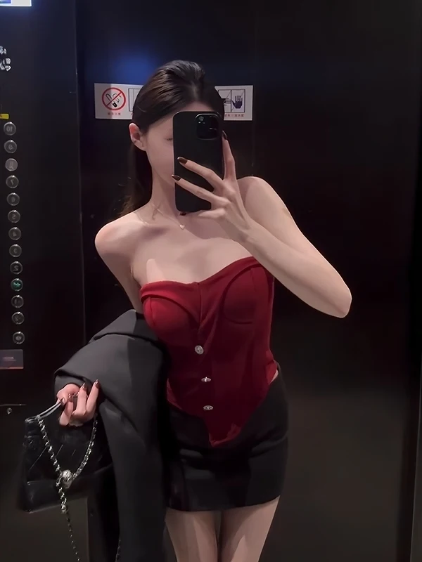Top Sem Mangas Vermelho para Mulheres, Estilo Coreano, Ajuste Slim, Efeito Emaecido, Cor Pura