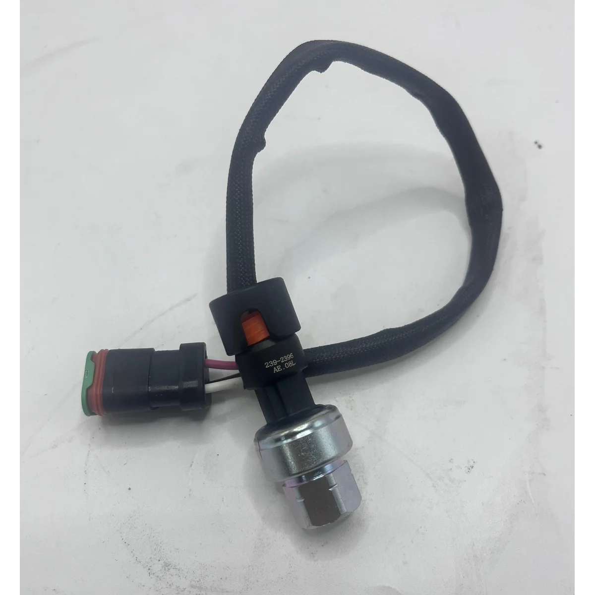 

Датчик давления масла для экскаваторов CAT E324D, E325D, E325C, 3126B (номера 239-2396, 2396) – Запчасти для экскаваторов