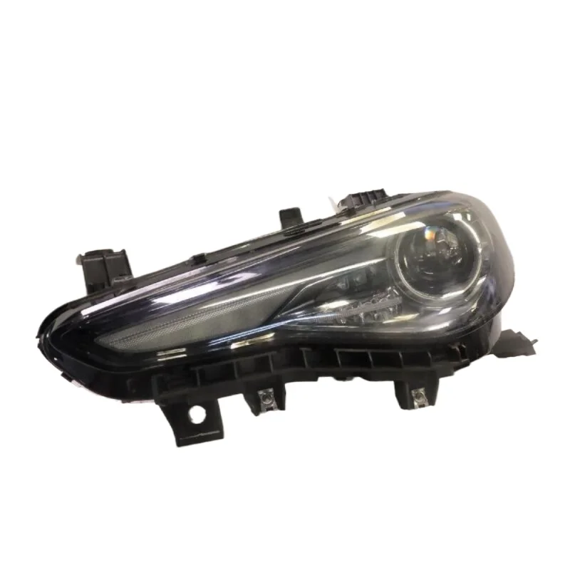 Fit For Alfa Romeo Giulia Headlight 2017-2022 Giulia 200HP 280HP Headlights Xenon HID Headlight Assembly Dual Module Version