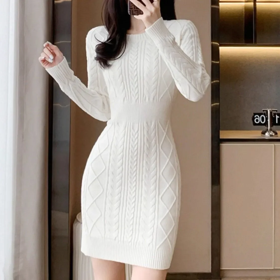 

Осень 2026, новое зимнее трикотажное платье с круглым вырезом, женская верхняя одежда, тонкая однотонная корейская базовая рубашка, свитер