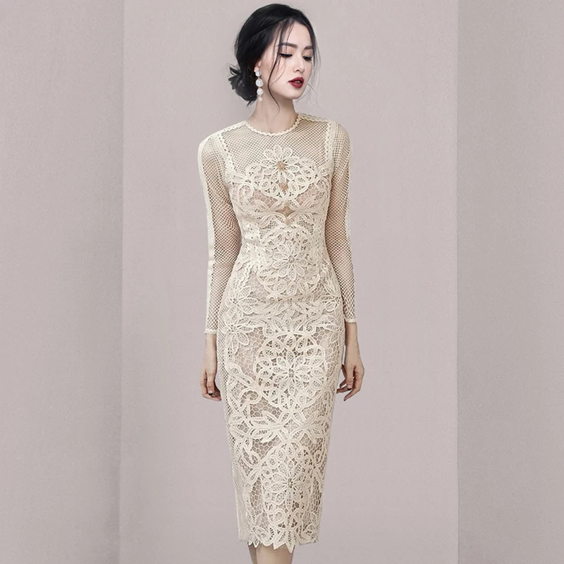 

Fashion Runway New 2023 Lace Bodycon Pencil Dress Vintage Women Flower Ebmroidery Hollow Out Diamond Button Midi Party Vestidos