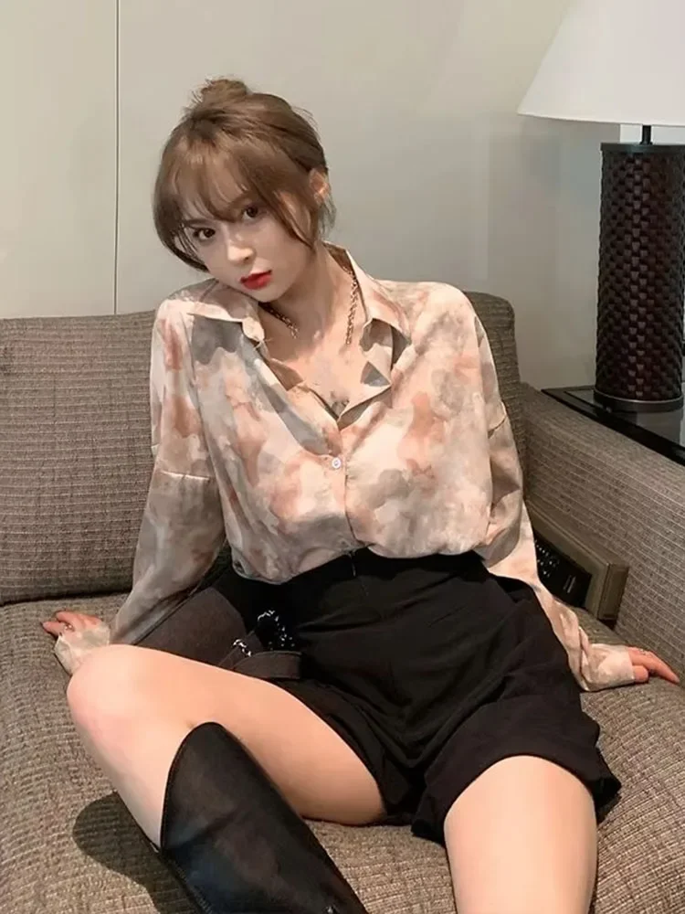 Tie Dye Damen-Hemd und Bluse, Sonderangebot von Beautiful in Promotions, elegante Jugend, Y2k-Mode, Luxus-Retro-Oberteile für Damen