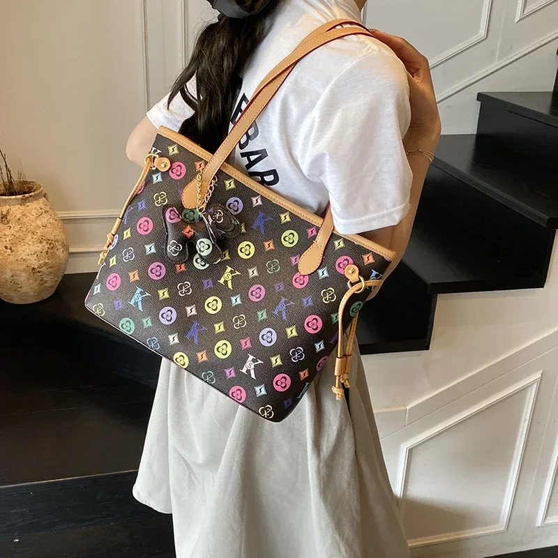 

Elegant zipper women's shoulder bag, high-quality designer crossbody bag, fashionable handbag suitable for daily carrying