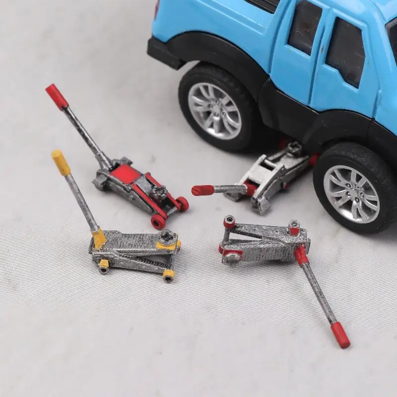 1/64 Scale Car Lifting Jack Model Modification Garage Repair Accessories Scene Collocation Miniature Sculpture Display