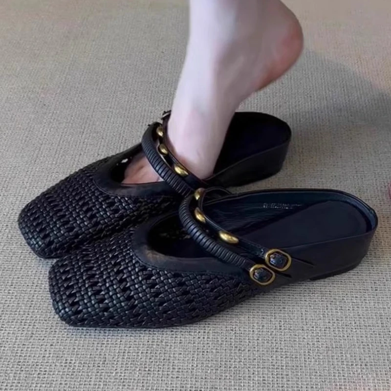 

High Quality Hand Made Woven Black Slippers Women Fashion Metal Rivets Decoration Flat Slippers Comfort Breathable Office Shoes