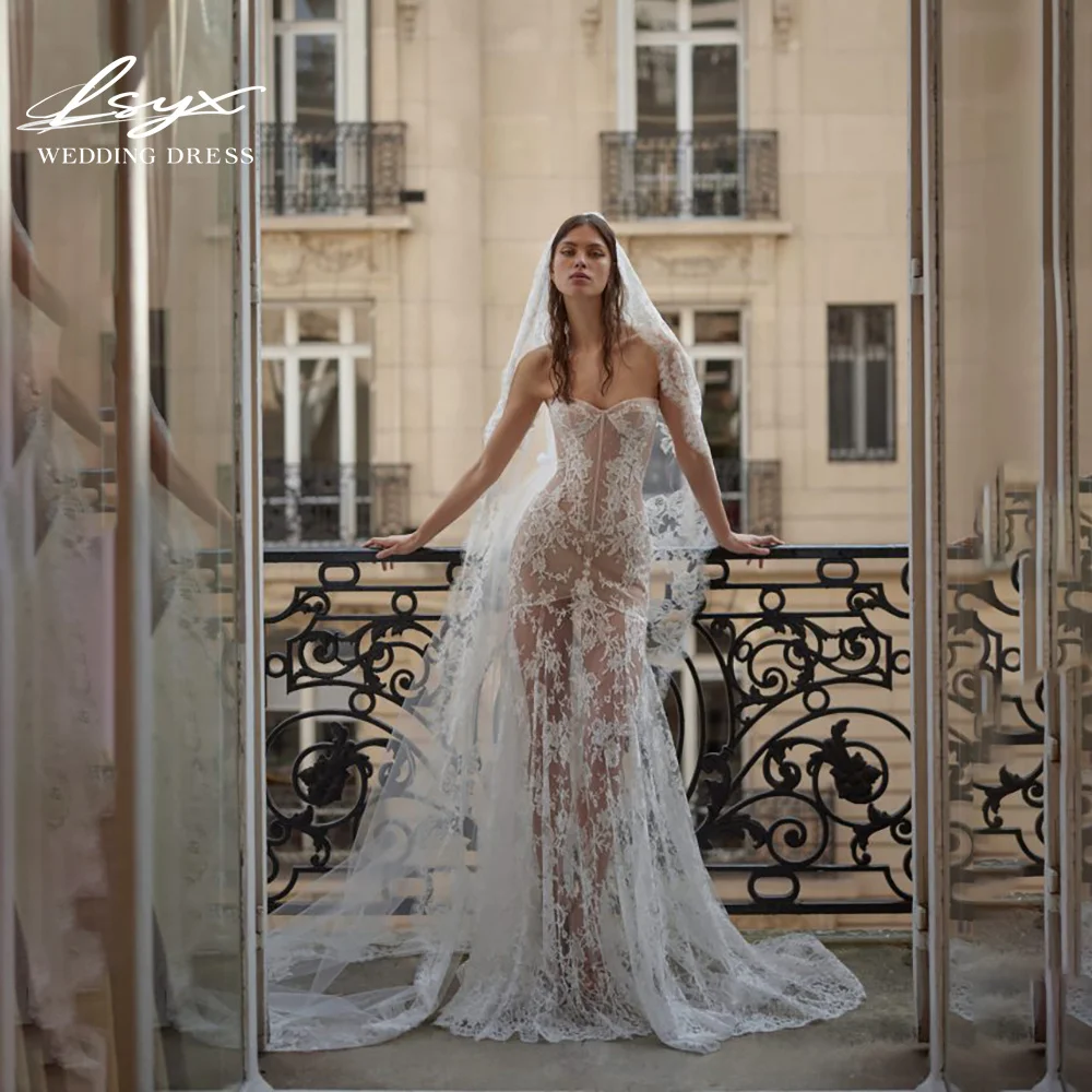 LSYX 2025 Alla moda senza spalline scollo a cuore velo di pizzo sirena abito da sposa lungo treno abbinato eleganti abiti da sposa romantici