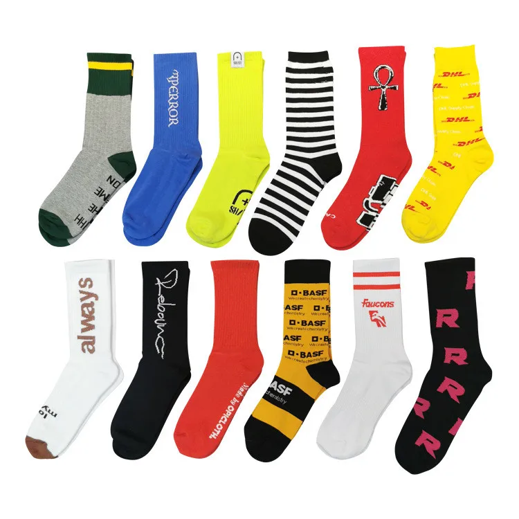 New Men\'s and Women\'s Socks Casual Cotton Socks Autumn and Summer Combed Cotton Solid Color Tube Socks Manufacturer Customized