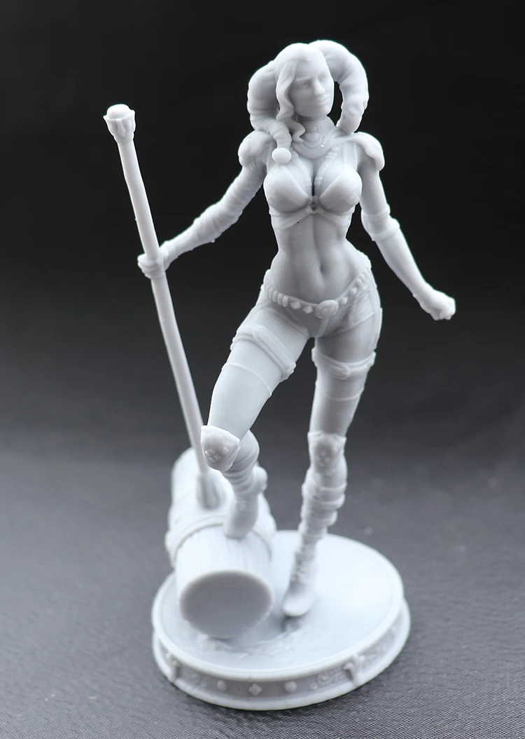 1/24 75mm 1/18 100mm Resin Model Kits Joker Girl Figure Sculpture Unpainted No Color RW-246