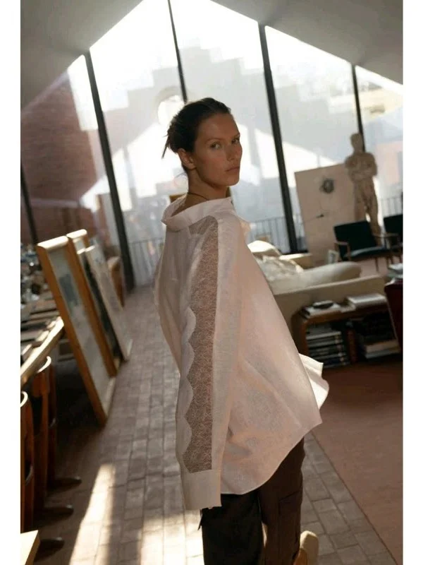 

Spring Commuter Style Loose Lace Long Sleeve Shirt Women's Premium Fashion Top Single Button Flip Collar Breathable Polyester