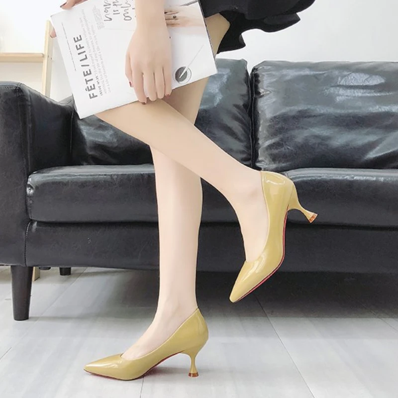 

Autumn New High Heels Korean Version Shallow Mouth Pointed Thin Heel Temperament Patent Leather Work Commuting Women's Shoes