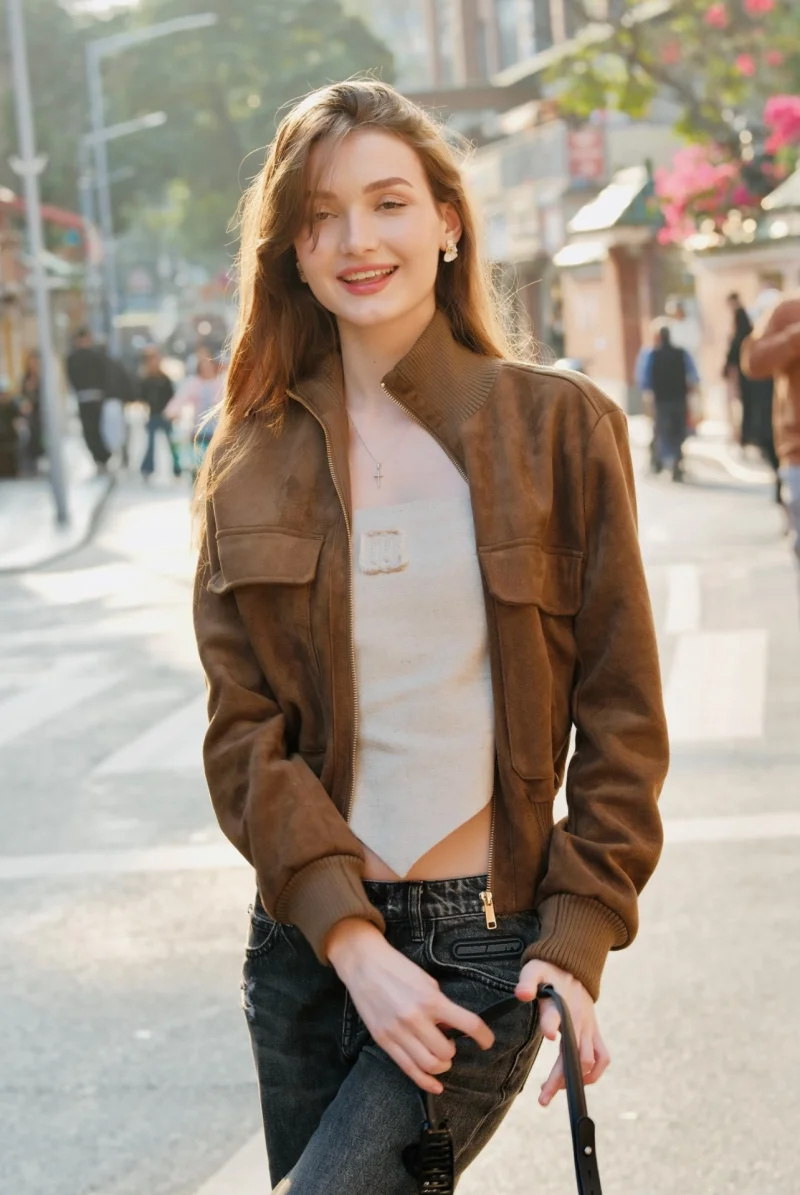 ETJ 2026 Damen Kunstwildlederjacke, kurze Fliegerjacke mit geripptem Saum, Cargotaschen, Reißverschluss, Stehkragen, Vintage-Herbstjacke – Detail 5