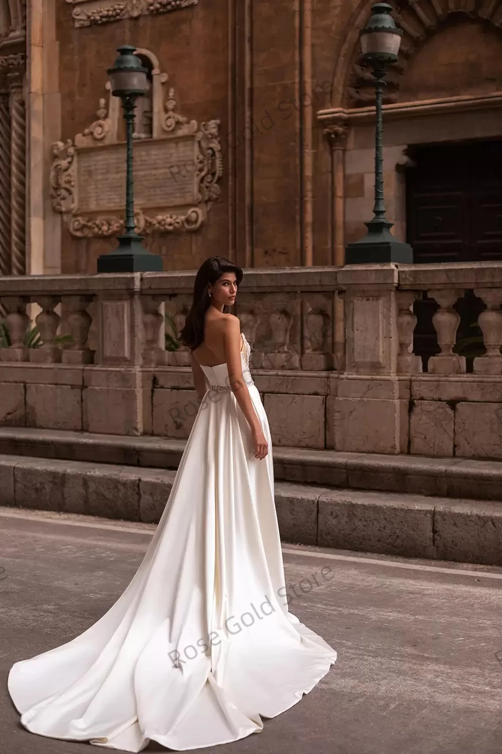 여성을위한 Strapless 인어 웨딩 드레스 맞춤형 얼룩 정장 신부 가운 슬릿 Robes de Soriee with Detachable Train